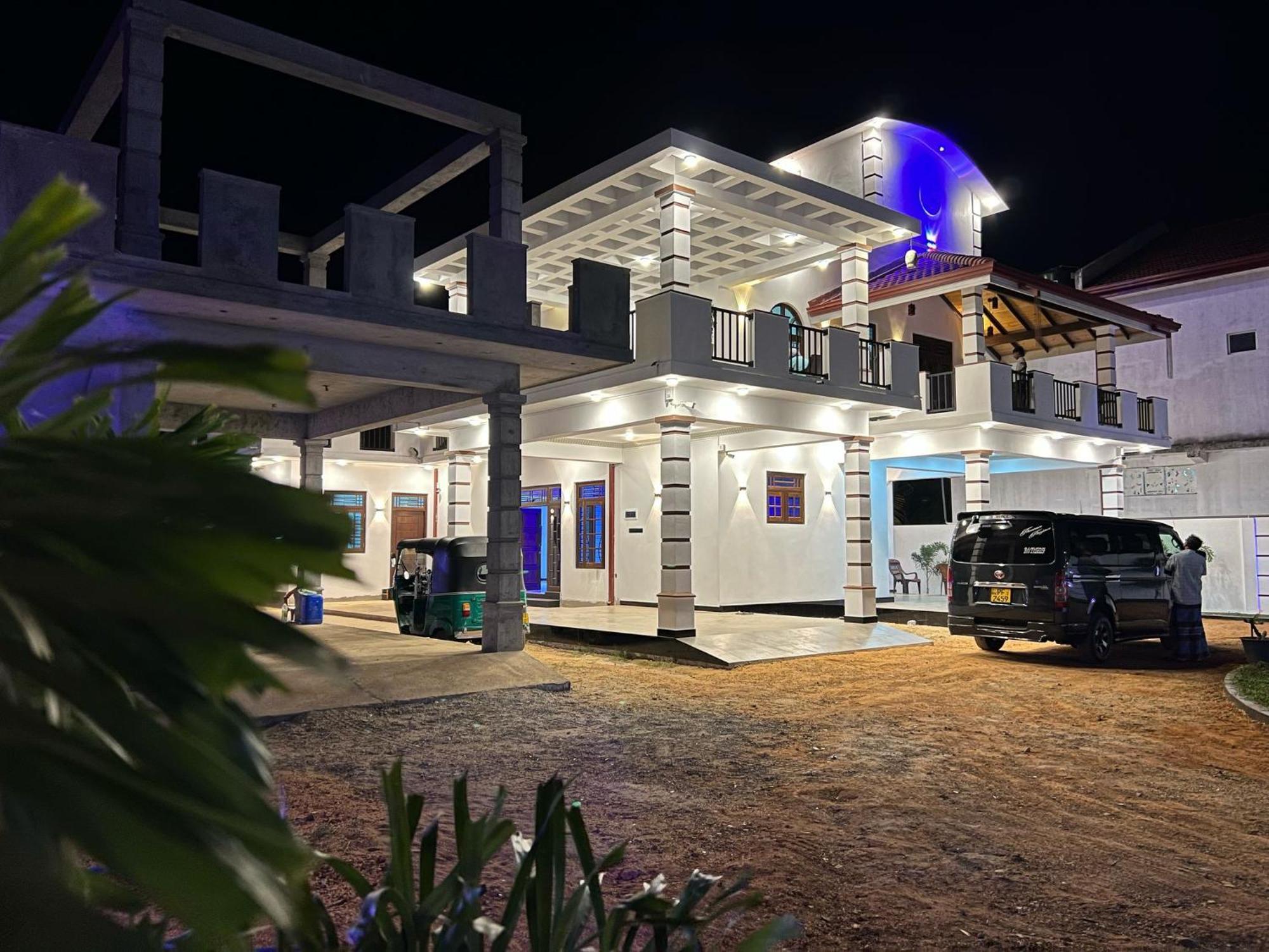 Tk Villas Puttalam Exterior photo